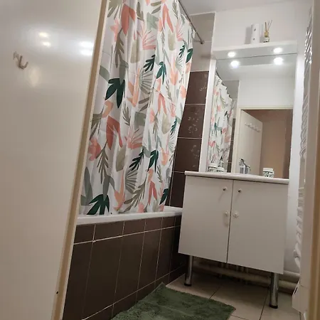 Privée Avec Balcon De 3,5 M2 Dans Un Avec Parties Communes Partagées Appartement